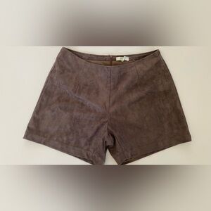 JADE MELODY TAM FAUX SUEDE SHORT SIZE 4
